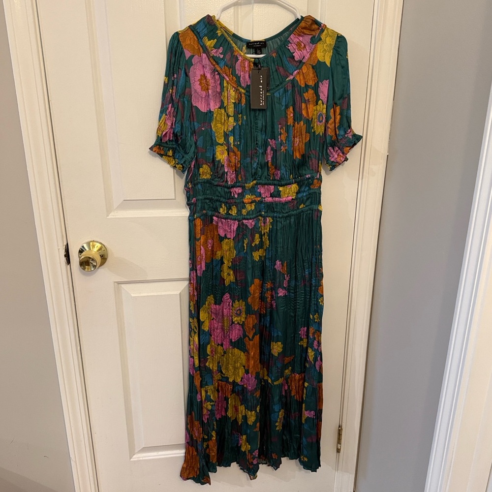 Current Air Floral Green Dress
